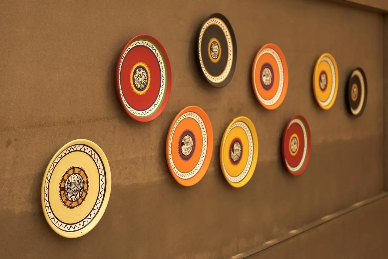Hilux Courtyard Hotel Palakkad